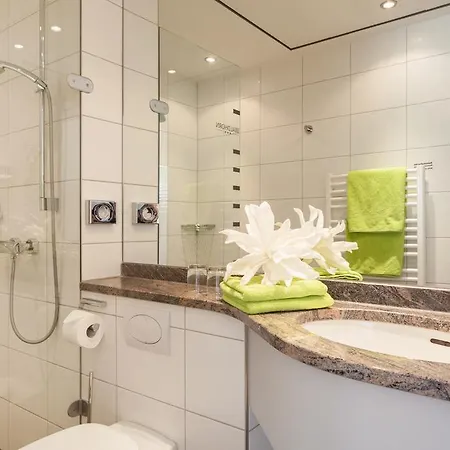 Szálloda Waldhorn 3*