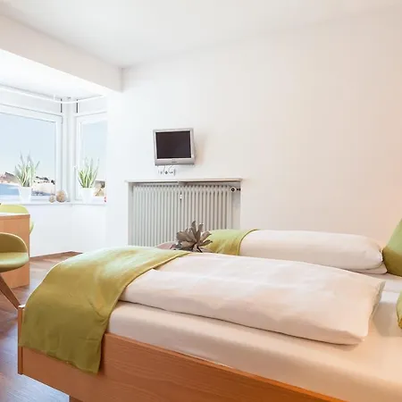 Waldhorn Hotel