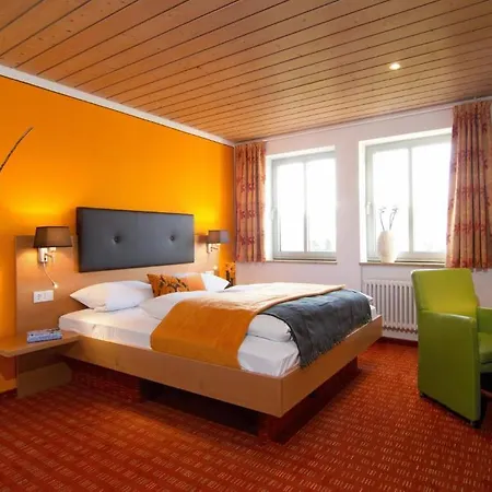 Waldhorn Hotel