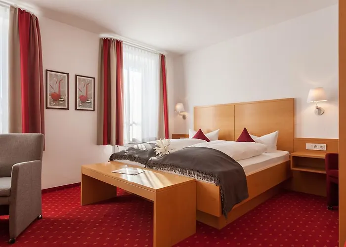 Waldhorn Hotell 3*